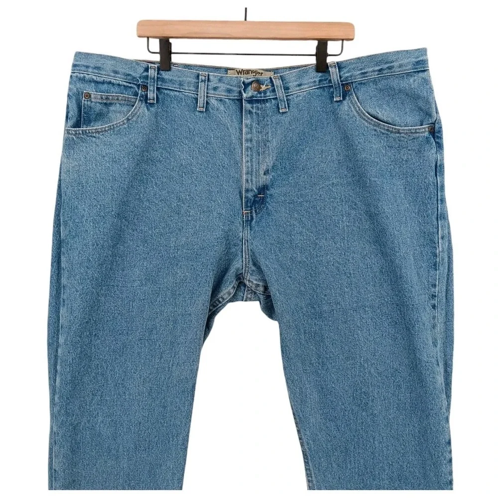 Wrangler Authentics Jeans Mens 46x30 Blue Regular Fit Denim Classic Workwear